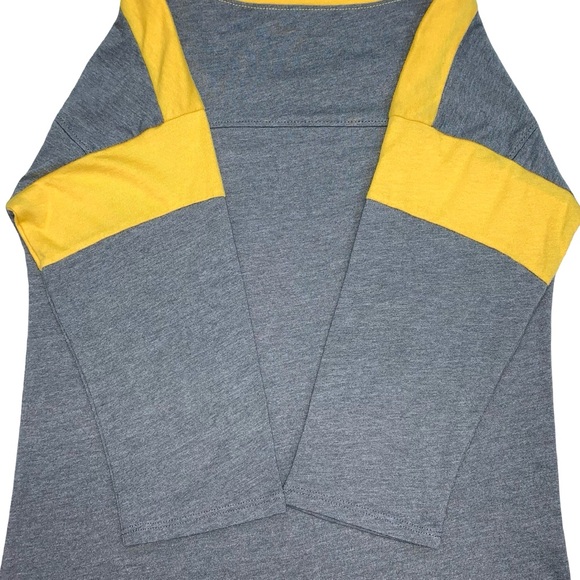 Harry Potter Hufflepuff Raglan Sleeve Athletic Graphic T Shirt Tee Hogwarts - Picture 12 of 12